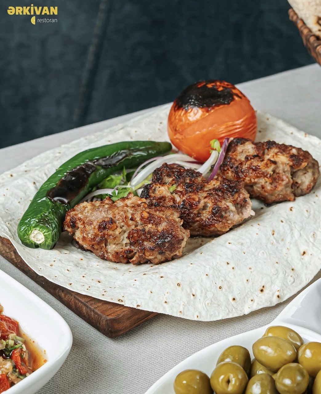 Kabab lavəşdə